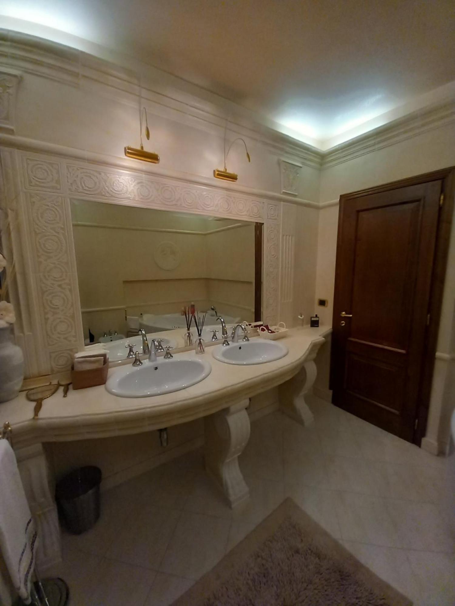 Villa Il Matto Arezzo Luaran gambar